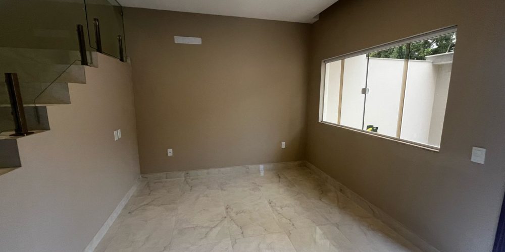 WhatsApp Image 2024-05-28 at 17.06.02 (1)