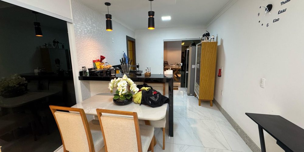 WhatsApp Image 2025-02-17 at 16.07.37