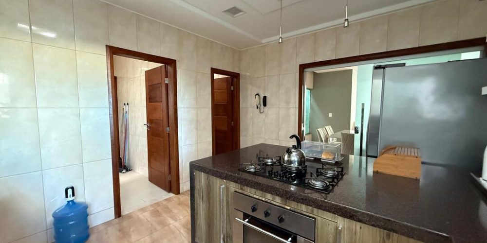 WhatsApp Image 2025-10-20 at 20.52.28 (1)