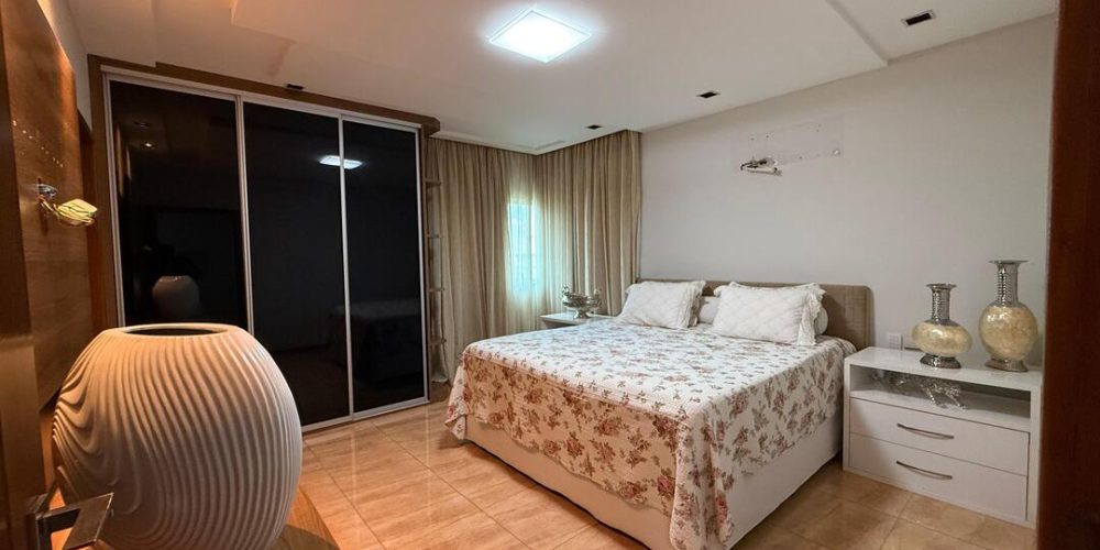 WhatsApp Image 2025-10-20 at 20.52.34