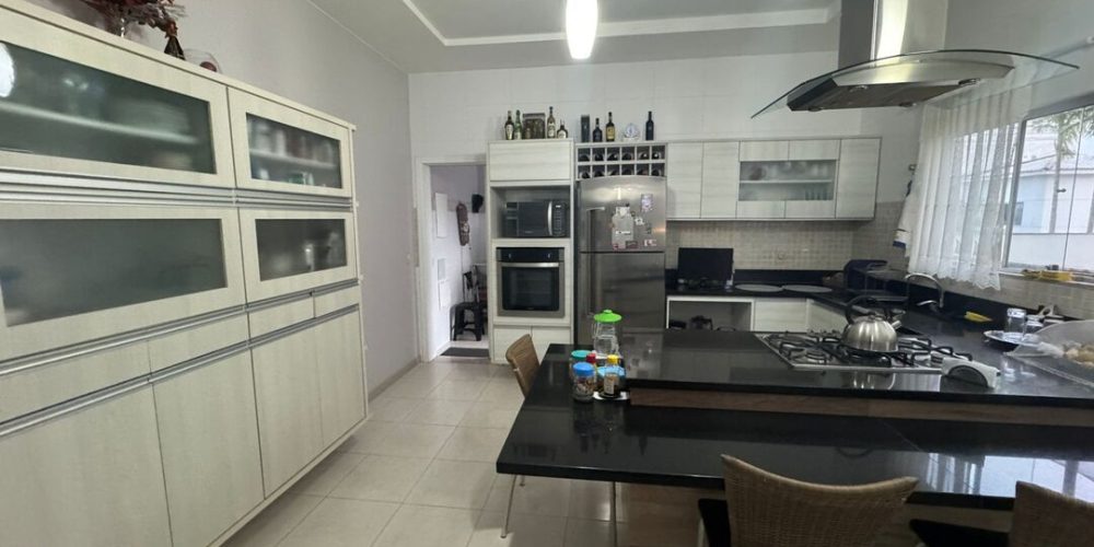 WhatsApp Image 2025-11-17 at 16.01.38 (4)